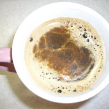 これも激安コーヒーを改良する有力な方法☆シナモンはある意味〈魔法の粉〉ですね！